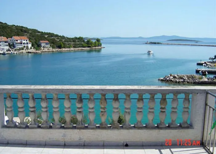 By The Sea Zaglav, Dugi Otok - 17788 * Сали